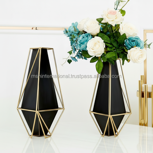 Pots de fleurs de Style nordique, jardinières d'intérieur et d'extérieur, pots de fleurs en fibre de verre, Vase de jardin, sol - Product Image 1