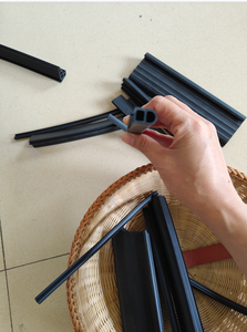 Extrudeuse à rouleaux en caoutchouc, Extrudeuse à pistons, <span class=keywords><strong>Pistolet</strong></span> d'extrusion <span class=keywords><strong>pneumatique</strong></span> pour caoutchouc - Product Image 3