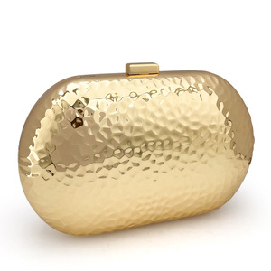 Bolso de mano rígido de metal con patrón de martillo dorado, directo de fábrica, para cena, regalo, venta al por mayor transfronteriza - Product Image 5