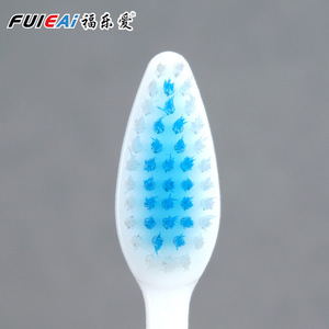 ฟูเล่ย์แปรงสีฟันขนนุ่มสำหรับผู้ใหญ่ ด้ามจับสีม่วง รุ่น 916 - Product Image 4