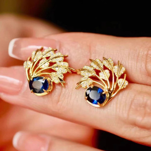Eleganti Orecchini a Perno con Piume e Foglie per Donne, Design Ovale Blu, Accessori per Orecchie - Product Image 1