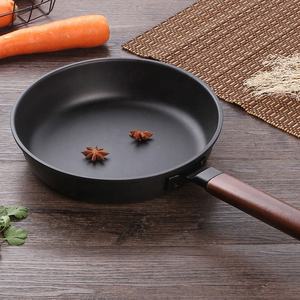 Poêle à frire antiadhésive <span class=keywords><strong>en</strong></span> fer fin <span class=keywords><strong>de</strong></span> 9,45 pouces avec manche <span class=keywords><strong>en</strong></span> <span class=keywords><strong>bois</strong></span> détachable, compatible tous types <span class=keywords><strong>de</strong></span> plaques <span class=keywords><strong>de</strong></span> <span class=keywords><strong>cuisson</strong></span>, légère, écologique, durable, style Zen asiatique - Product Image 3