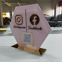 Kexian Panneau de table personnalisé Instagram pour les médias sociaux en acrylique Plaque de bureau avec code QR Panneau pour les médias sociaux