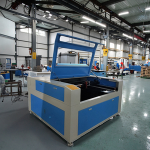 Machine de découpe et de gravure au laser CO2 acrylique pour le bois, le MDF, le papier, le caoutchouc avec prise en charge BMP/AI/PLT, refroidissement à l'eau 3 axes - Product Image 3