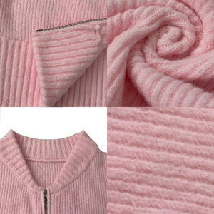 Cardigan court zippé en maille côtelée <span class=keywords><strong>rose</strong></span> pâle pour <span class=keywords><strong>femme</strong></span> avec logo brodé, idéal pour l'automne et l'hiver - Product Image 3