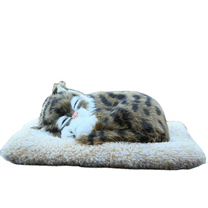 Commercio all'ingrosso 350g di carbone di bambù cane di simulazione di peluche per rinfrescare auto ornamento per la casa con profumo di sfiato giocattolo per cani dormito - Product Image 1