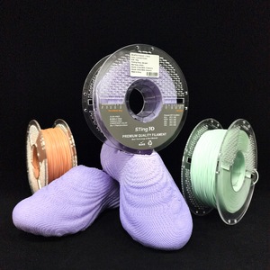Filament Sting3d Shoeflex9075A <span class=keywords><strong>1</strong></span>,75 mm 750 g pour impression personnalisée de semelles de chaussures, compatible ISO10993, respectueux de la FDA, doux pour la peau, impression facile - Product Image 1