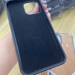 Étui de téléphone gravé <span class=keywords><strong>en</strong></span> <span class=keywords><strong>bois</strong></span> pour tous les modèles de téléphone étui de téléphone <span class=keywords><strong>en</strong></span> <span class=keywords><strong>bois</strong></span> blanc laser <span class=keywords><strong>bois</strong></span> magnétique avec logo <span class=keywords><strong>en</strong></span> microfibre étui <span class=keywords><strong>personnalisable</strong></span> - Product Image 4