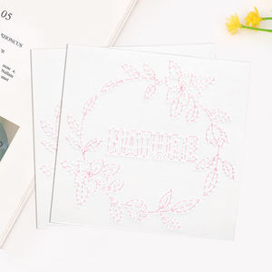 プラスチック刺繍ステンシルキット レターパターンテンプレート 手縫い用刺繍パターン 手縫い用 - Product Image 1