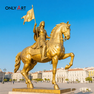 Esculturas <span class=keywords><strong>de</strong></span> Mujer a Caballo con Bandera, Hechas a Mano en Latón Dorado, Estatua Femenina <span class=keywords><strong>de</strong></span> Latón, Heroica <span class=keywords><strong>Juana</strong></span> <span class=keywords><strong>de</strong></span> <span class=keywords><strong>Arco</strong></span> con Bandera - Product Image 3