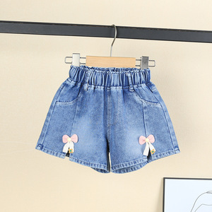 Yiwuyiyuan Pantalones cortos de mezclilla informales para niños con cintura elástica Bordado floral Bebé niña Tela de punto Diseño de patrón floral - Product Image 6