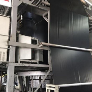 LeJING Vente directe du fabricant Géomembrane HDPE noire pour bassin artificiel, digesteur de biogaz, revêtement de bassin, film anti-infiltration 5+ ans - Product Image 1