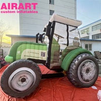 Tracteur gonflable vert, modèle de tracteur gonflable réaliste spécialement conçu pour l'exposition