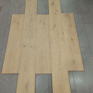 Suelo <span class=keywords><strong>laminado</strong></span> impermeable Premium de 8MM, 10 y 12MM con ranura de bloqueo para instalación de <span class=keywords><strong>escaleras</strong></span> y <span class=keywords><strong>parquet</strong></span> Stock disponible - Product Image 3