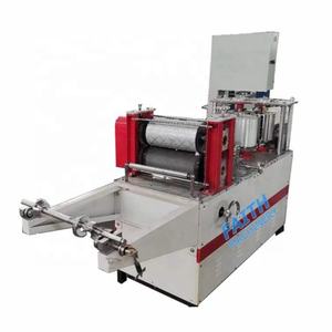 Nouvelle machine à plier les serviettes à motifs floraux entièrement automatique et à grande vitesse avec moteur de pompe PLC <span class=keywords><strong>pour</strong></span> les écoles maternelles - Product Image 1