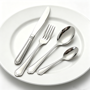 Ensemble <span class=keywords><strong>de</strong></span> <span class=keywords><strong>couverts</strong></span> élégants <span class=keywords><strong>en</strong></span> acier inoxydable poli miroir, robustes, pour la maison et la restauration professionnelle - Product Image 1