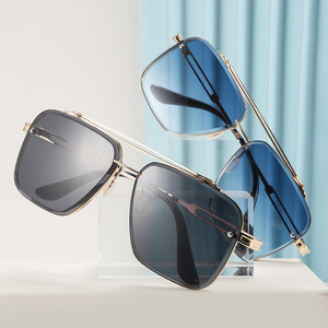 17302 Lunettes de soleil carrées à double pont en métal à bords coupés, style européen et américain, protection UV400, monture complète, pour hommes, nouveau modèle <span class=keywords><strong>2020</strong></span>, tendance urbaine - Product Image 2