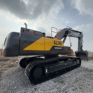Excavatrices sur chenilles hydrauliques d'occasion VOLVO EC380 originales lourdes 38 tonnes VOLVO EC360 EC480 Pelleteuses à godets d'occasion - Product Image 4