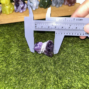 Kindfull 3cmクリスタル犬多素材手で刻まれた自然な癒しの石犬の彫刻瞑想のための犬の彫刻 - Product Image 5