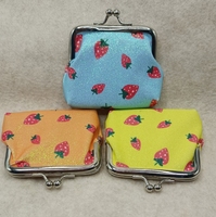 Nouveau 3 pouces paillettes fraise imprimé cuir porte-monnaie petit fermoir paillettes court portefeuilles étudiant rouge à lèvres stockage enfants pochette