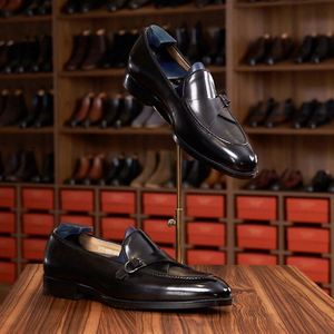 Mocassins britanniques pour hommes - Cuir véritable respirant à lacets, polyvalents, style coréen, pour le bureau et la carrière, antidérapants, légers, vente en gros - Product Image 2