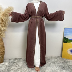 ชุดอาบายะห์ LM061 ลายกาแล็กซี่ ประดับด้วยกลิตเตอร์ คริสตัล และเพชร พร้อมเข็มขัด สไตล์เรียบร้อย - Product Image 3