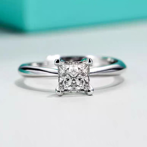 Anillo de diamante solitario de oro de 18K Anillo de compromiso de diamante cultivado en laboratorio Diamante - Product Image 5