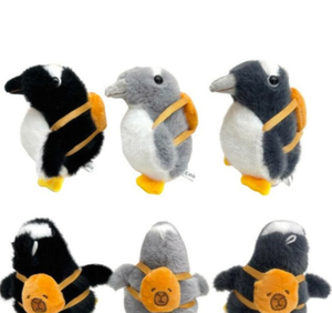 Zaino in peluche a forma di pinguino carino da 10 cm, giocattolo di peluche per bambini, regalo unisex con design a faccia di orso - Product Image 1