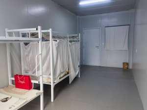 Maison préfabriquée en conteneur à prix abordable, moderne, résistante aux ouragans, à montage rapide, préfabriquée, portable, entrepôt - Product Image 5