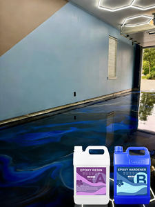 Adesivo bicomponente ad alta trasparenza 2:1, ideale per grandi lavori artigianali, tavoli effetto fiume, pavimentazioni in resina epossidica e coperture per barche - Product Image 3