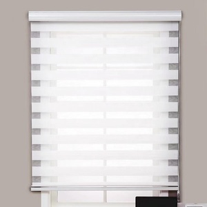 ผ้าม่านเนื้อผ้านุ่มหนา โพลีเอสเตอร์ ผ้าม่านสอง<span class=keywords><strong>ชั้น</strong></span>ลายซีบร้า และม่านม้วนลายซีบร้าสำหรับห้องนั่งเล่น - Product Image 2