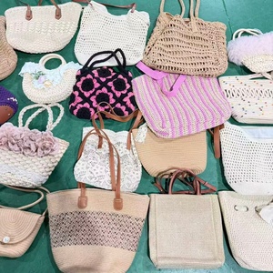 Sac de plage de luxe tissé à une épaule pour femme, style dumpling, emballage mixte, vente chaude en Thaïlande, fournisseur direct de seconde main - Product Image 1