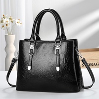 Sacs fourre-tout en cuir PU noir à grande capacité avec logo personnalisé imprimé en usine OEM pour femmes, sacs à main à bandoulière à fermeture ouverte