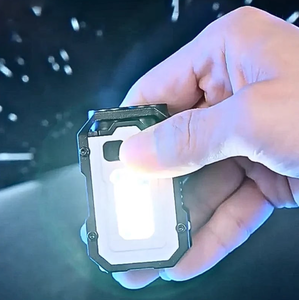 Lampes de poche rechargeables, lampe de poche tactique LED, lampe de poche compacte EDC avec chargement USB, étanche, petite, pour le camping et la randonnée - Product Image 5