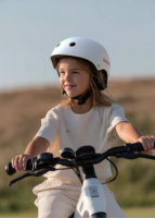 Casque de vélo léger à couverture intégrale, avec aérations classiques en forme de fleur, coque en ABS haute résistance, ajustement réglable, 11 aérations injectées