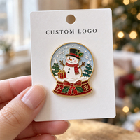 Assortiment de pin's émaillés de Noël pour cadeaux de fête, cadeaux de Noël pour les enfants, cadeaux d'entreprise, pin's en émail dur personnalisés en gros