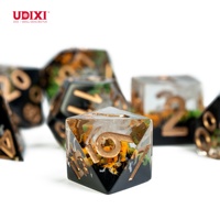Pour Udixi – Ensemble de dés polyédriques en résine à bords tranchants, personnalisables avec logo, pour jeux de rôle (RPG) et Dungeons and Dragons, dorés pour la performance