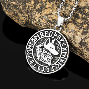 Yunnique – collier avec pendentif loup Viking en acier inoxydable pour hommes, bijoux rétro avec breloque animale, cadeau - Product Image 2