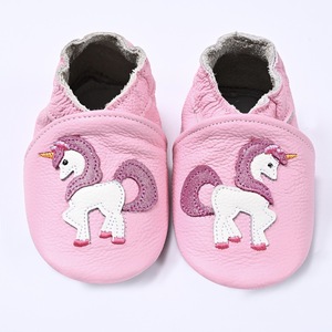 Chaussons personnalisés avec logo pour bébés filles et garçons, adorables animaux de dessin animé, premières chaussures mocassins pour tout-petits - Product Image 1