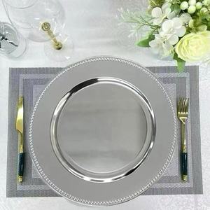 Platos Base Redondos de Plástico con Cuentas, Plateados y Dorados Metálicos, para Bodas, Venta al por Mayor - Product Image 3