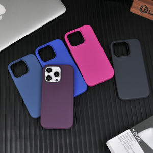 Venta caliente <span class=keywords><strong>precio</strong></span> directo de fábrica de lujo de peso ligero de silicona líquida fundas para teléfonos móviles para <span class=keywords><strong>iPhone</strong></span> 16 15 14 13 <span class=keywords><strong>12</strong></span> <span class=keywords><strong>Pro</strong></span> Max - Product Image 5