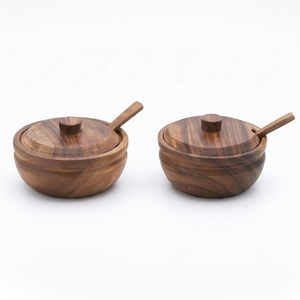 Elegante tazón de madera para sal y especias con cuchara para servir, perfecto para almacenamiento de alimentos en el hogar y restaurante, y para servir en la mesa. - Product Image 1