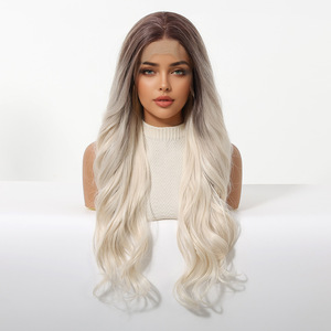 วิกผมลูกไม้ไหมนำเข้าจากต่างประเทศ ขนาด 13*4 นิ้ว ขายดีข้ามพรมแดน สำหรับผู้หญิง สามารถเย็บไฮไลท์สีน้ำตาลแบบสุ่มได้ วิกผมยาวหยิก ระบายอากาศได้ดี - Product Image 4