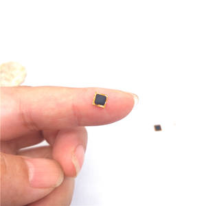 Pegatina NFC de joyería insertable de 5mm con interfaz de comunicación RFID Tap para compartir imágenes de texto de audio - Product Image 3