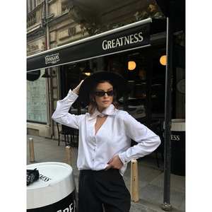 เสื้อเบลาส์และเสื้อเชิ้ตคอปกราชินีสำหรับผู้หญิงชุด2500หรูหรา - Product Image 3