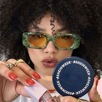 Lunettes de soleil carrées concaves UV400 pour femmes, nouvelle mode 2026, style urbain haut de gamme, tendance et populaires sur internet, monture complète