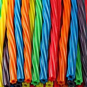 Caramelos de Goma Masticables con Sabor a Fruta en Forma de Pajita, Personalizados de Fábrica, Caramelos de Regaliz Huecos Retorcidos con Sabor a Fresa Ácida - Product Image 4