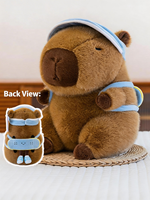 Peluche Capybara Mignonne et Originale avec Ballon de Football et Sac à Dos de Plongée, Poupée en Peluche Kawaii pour Enfants, Cadeau Doux et Moelleux