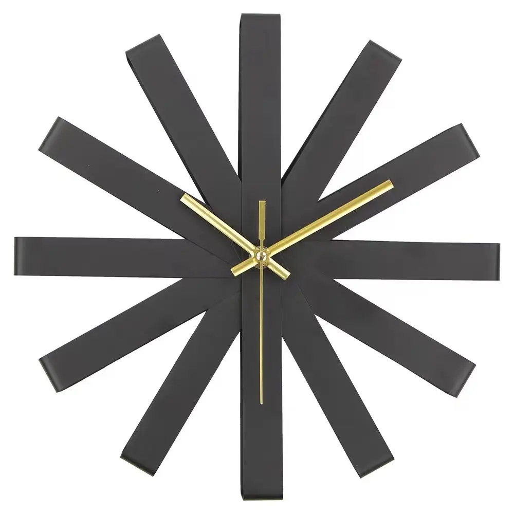 Nordic creative living room wall clock light luxury fashion black art simple clock wall Quartz clock