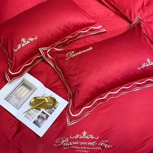 מיטת 100% כותנה אורגנית יוקרתית להגדיר רקמה חתונה אדומה עם צורת לב 400tc סט 4 חלקים מלונות - Product Image 4